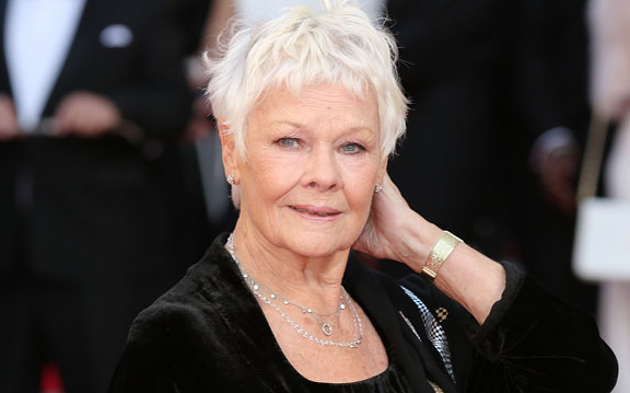 Tetoválást kapott 81. születésnapjára Judi Dench lányától