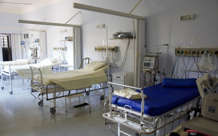 Újabb kórházakban van látogatási tilalom az influenza miatt