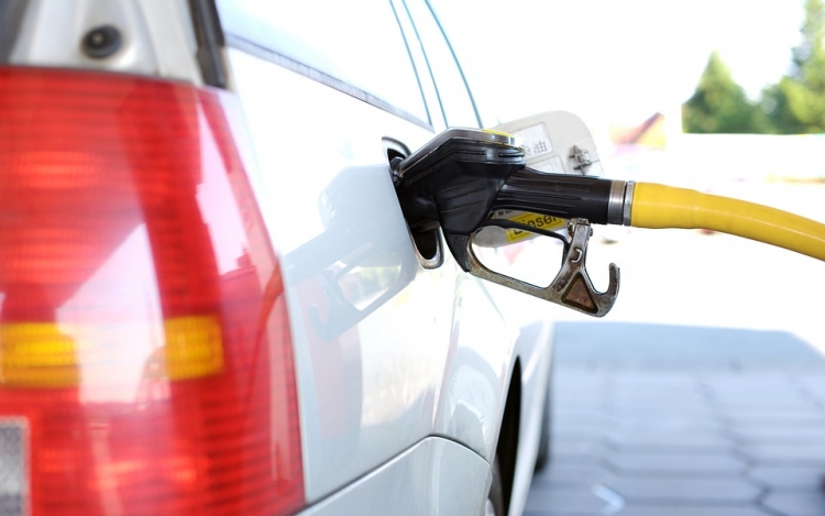 Ismét csökken az üzemanyagok ára