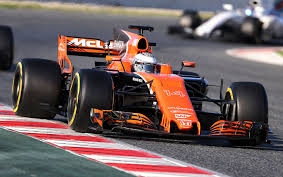 A McLaren Renault-ra, a Torro Rosso Hondára vált