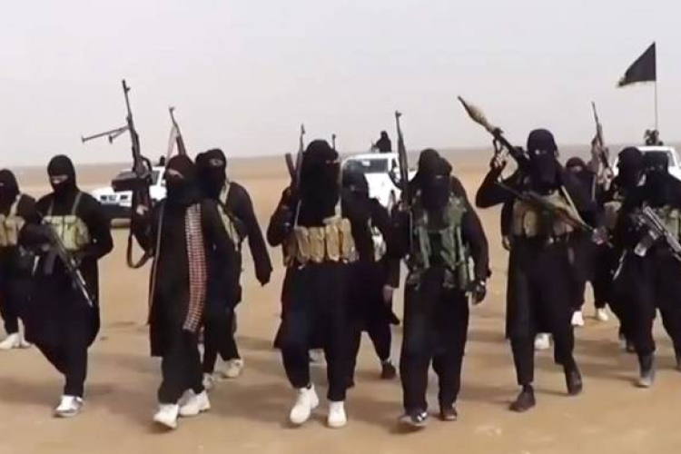 Elfogtak hat feltételezett terroristát három európai országban