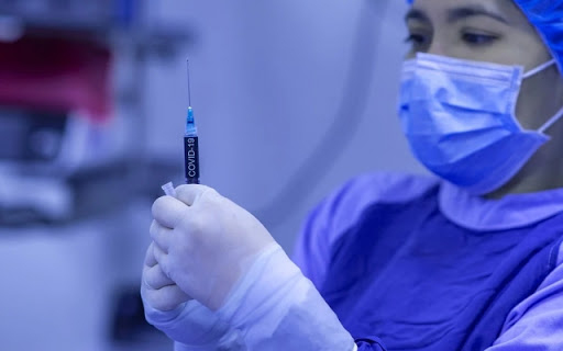 Egy új vakcina tesztelése kezdődik