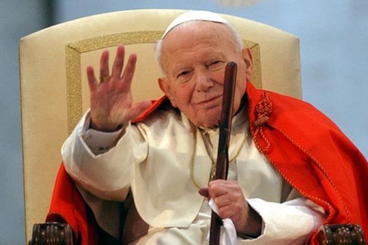 II. János Pál pápa vérét viszik Csíksomlyóra