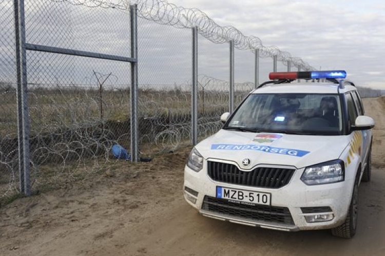 Csaknem százötven határsértőt tartóztattak föl a hétvégén