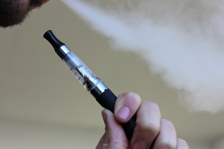 Tüdőrákot okozott az e-cigaretta egy állatkísérletben
