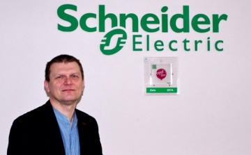 Új igazgató vezeti a Schneider Electric zalaegerszegi gyárát