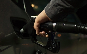 A járvány miatt az üzemanyagárak tovább csökkentik az inflációt