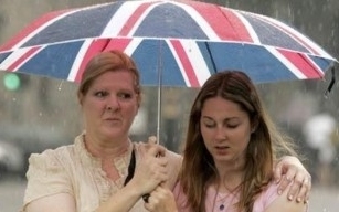 Négy hónapot panaszkodnak az időjárásra életük során a britek